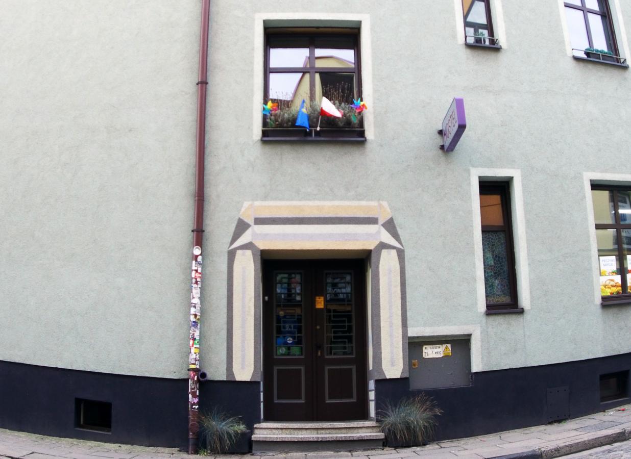 3 Bros' Hostel Cieszyn Cieszyn  Esterno foto